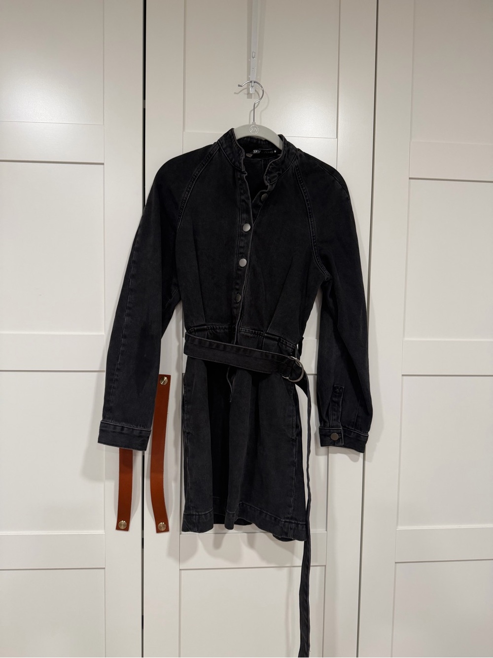 Zara Black Long-Sleeve Buttoned Dress with Belt